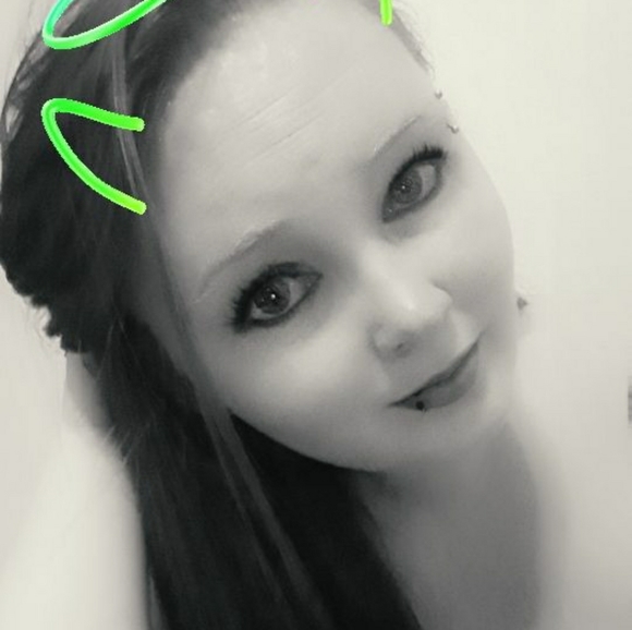 Meet your Posher, Aimee - Picture 1 of 1